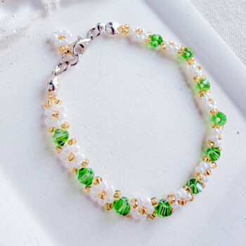 Daisy Crystal Green Beads Bracelet Handmade